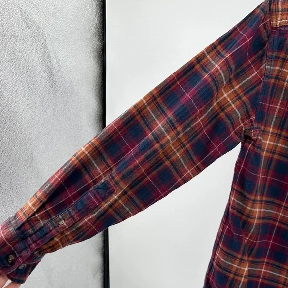 Eddie Bauer Outdoor Timeless Men's Checkered Flannel Shirt Burgundy/Navy SzS - Picture 9 of 14